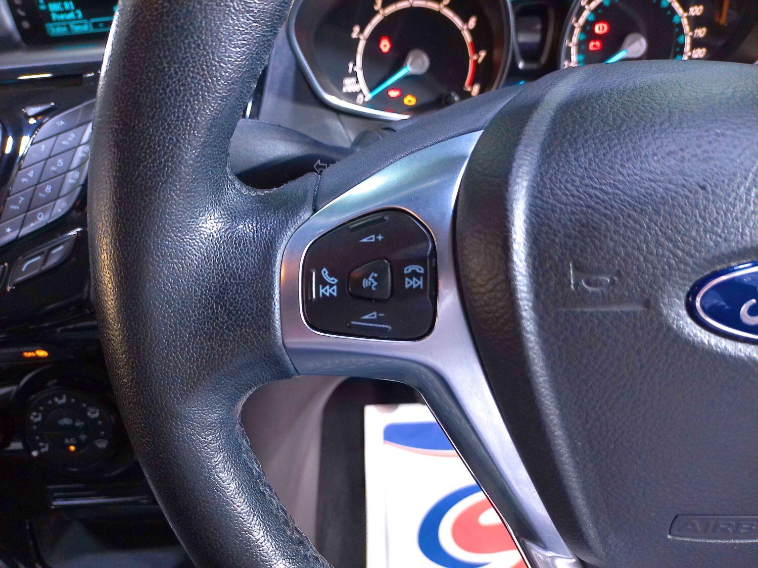 Used Ford Fiesta 2015 for sale - 76455391: Photo 15