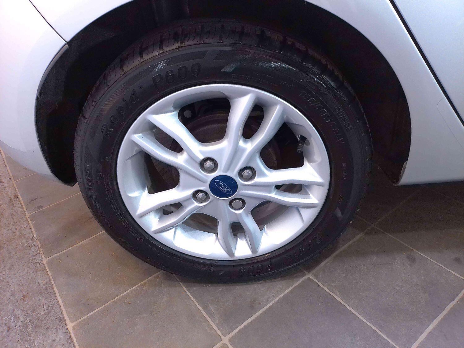 Used Ford Fiesta 2015 for sale - 76455391: Photo 31