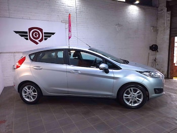 Used Ford Fiesta 2015 for sale - 76455391: Photo