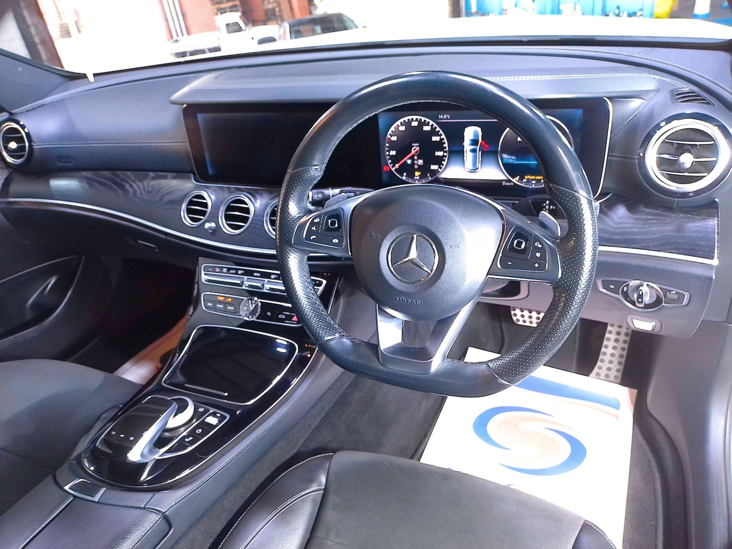 Used Mercedes-Benz E Class 2017 for sale - 77121228: Photo 11