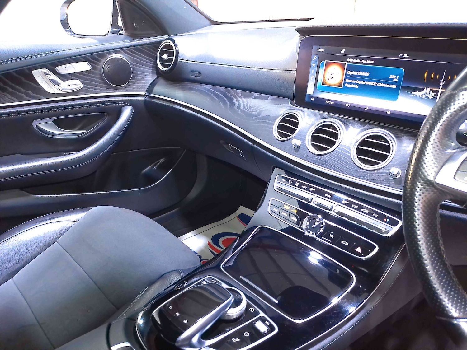 Used Mercedes-Benz E Class 2017 for sale - 77121228: Photo 33