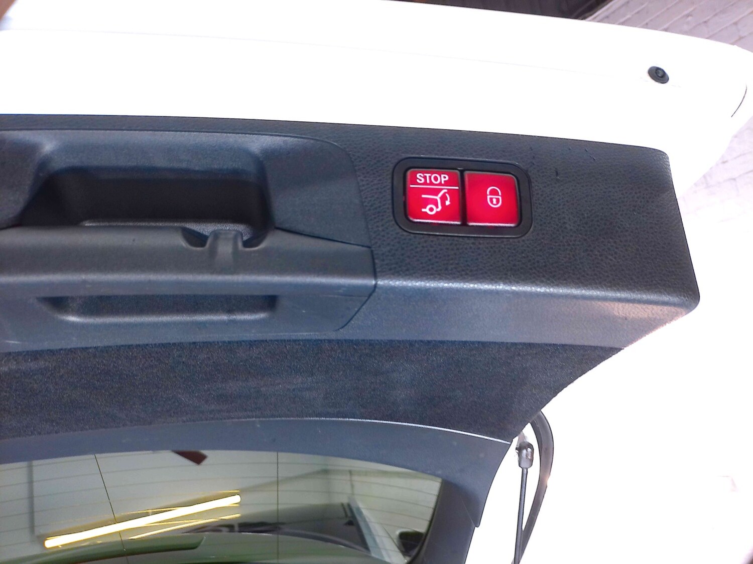 Used Mercedes-Benz E Class 2017 for sale - 77121228: Photo 45