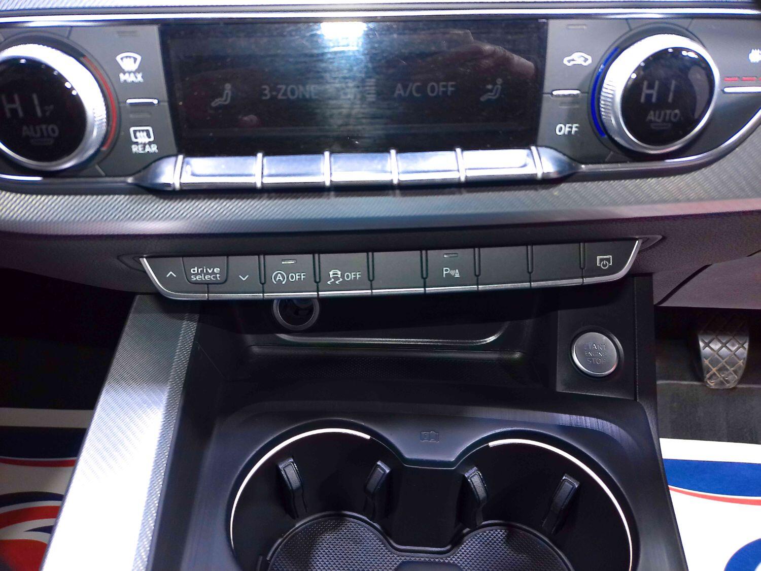 Used Audi A4 Avant 2017 for sale - 76794156: Photo 13