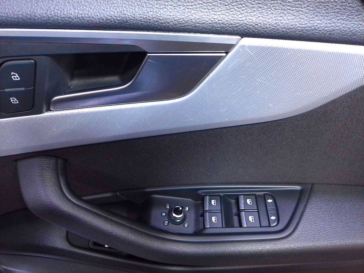 Used Audi A4 Avant 2017 for sale - 76794156: Photo 8