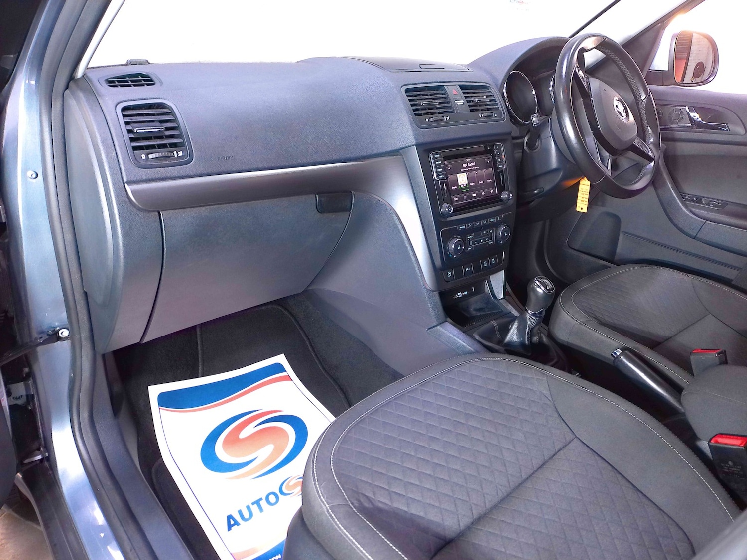 Used Skoda Yeti 2017 for sale - 77129539: Photo 37