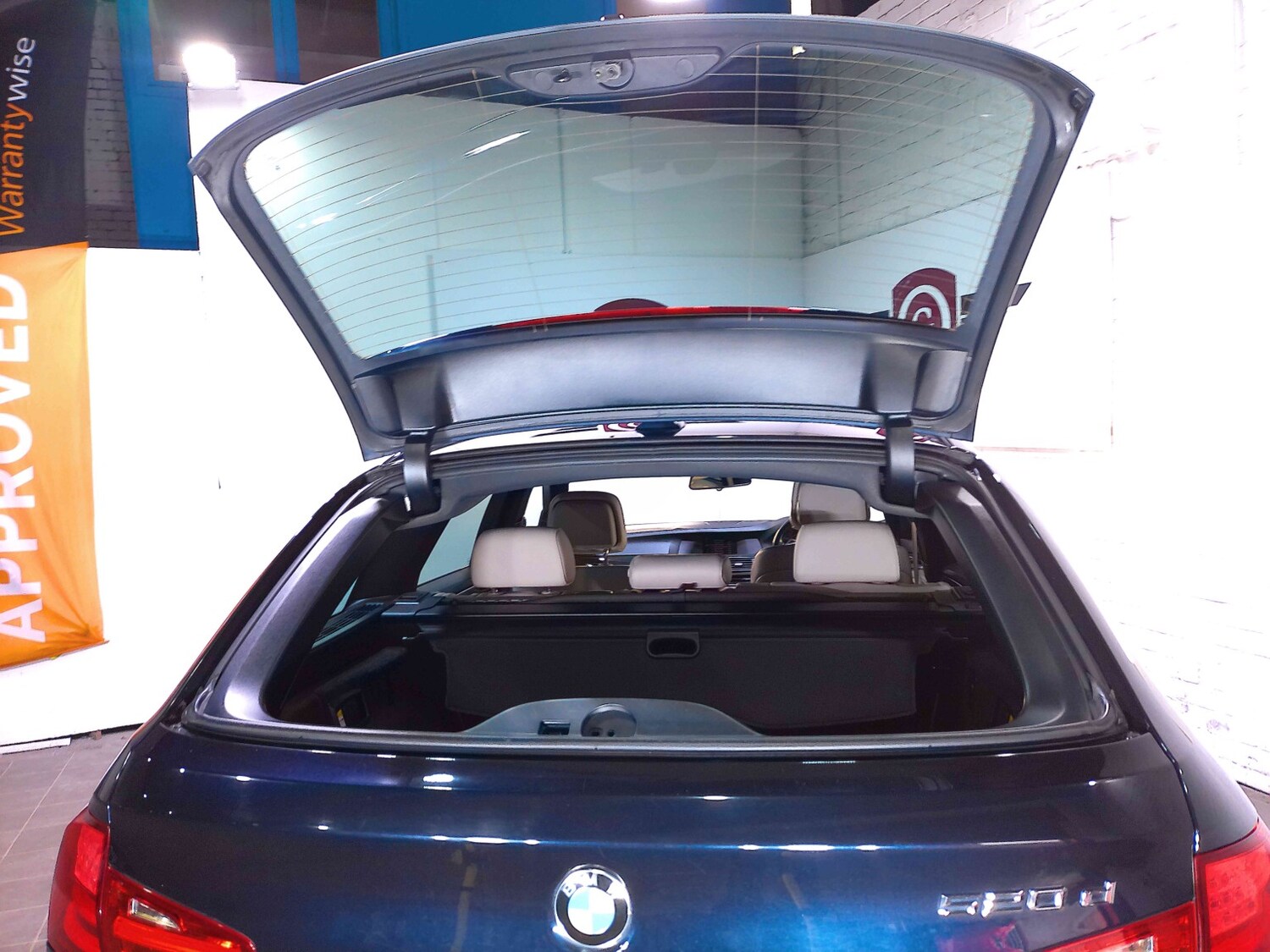 Used BMW 5 Series 2012 for sale - 77121232: Photo 36