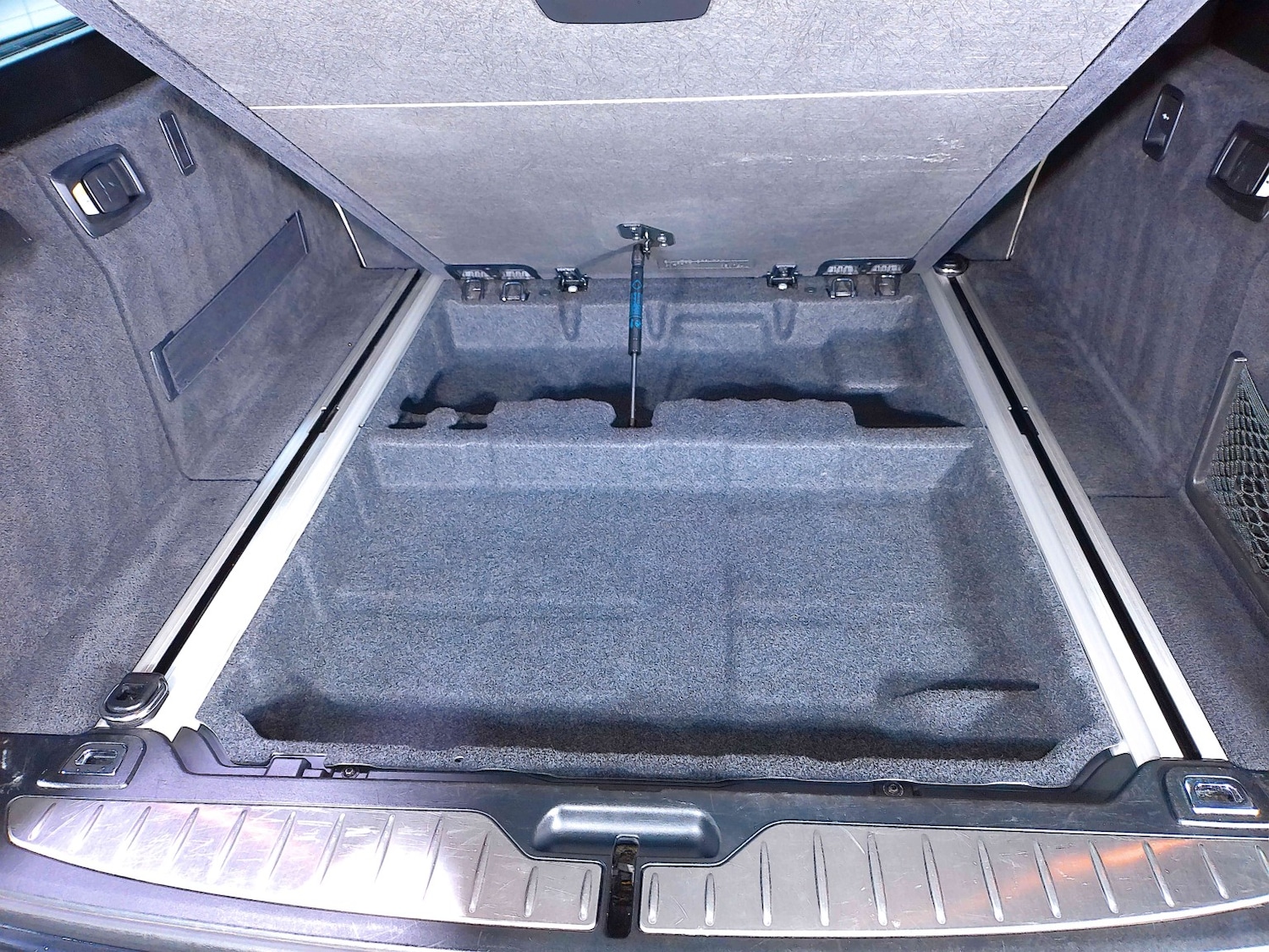 Used BMW 5 Series 2012 for sale - 77121232: Photo 40