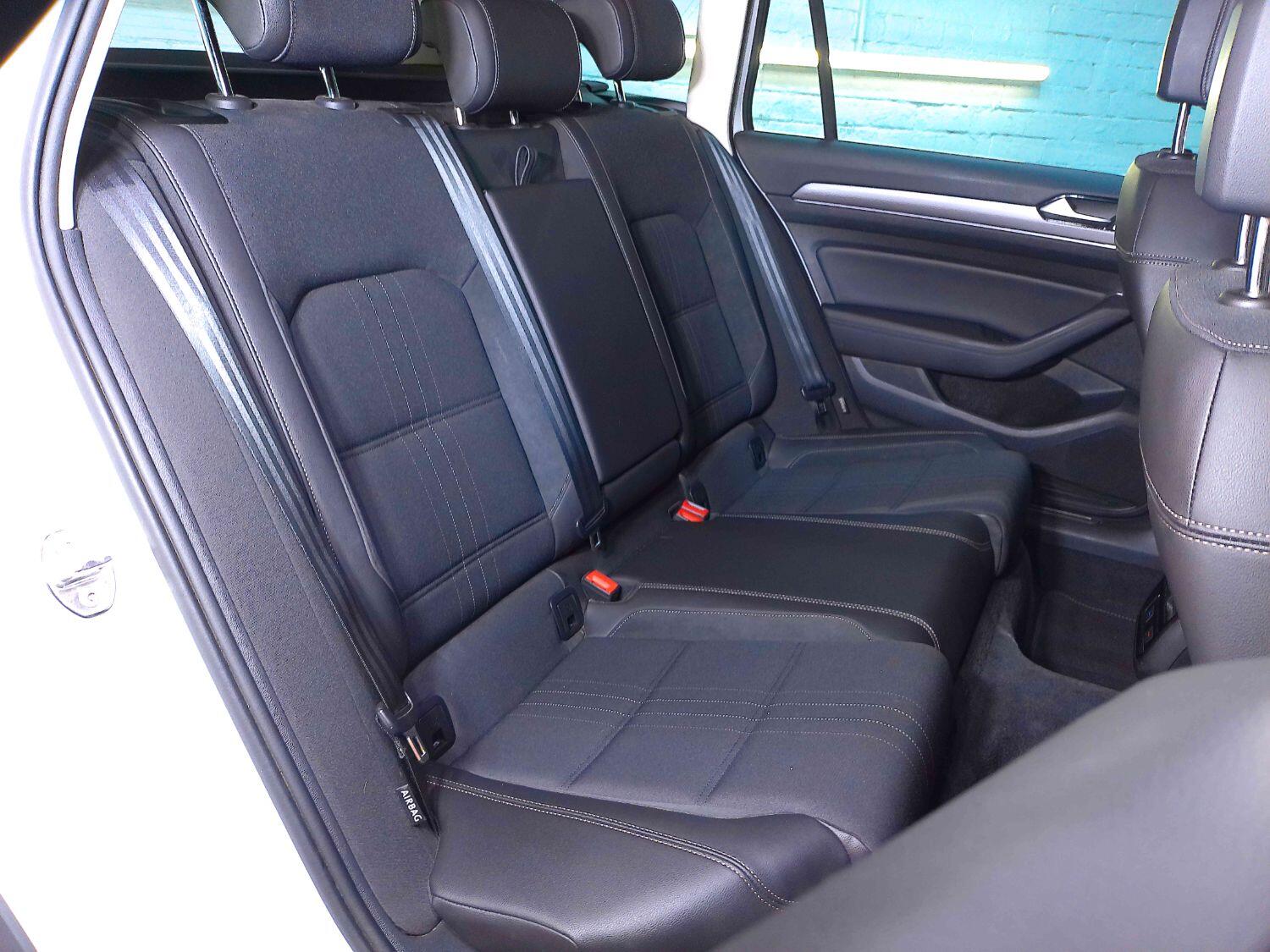 Used Volkswagen Passat 2016 for sale - 76455464: Photo 32