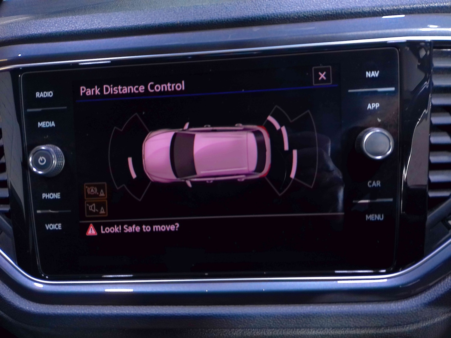 Used Volkswagen T-Roc 2021 for sale - 77289104: Photo 16