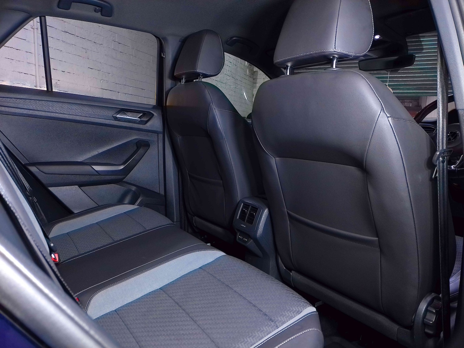 Used Volkswagen T-Roc 2021 for sale - 77289104: Photo 30