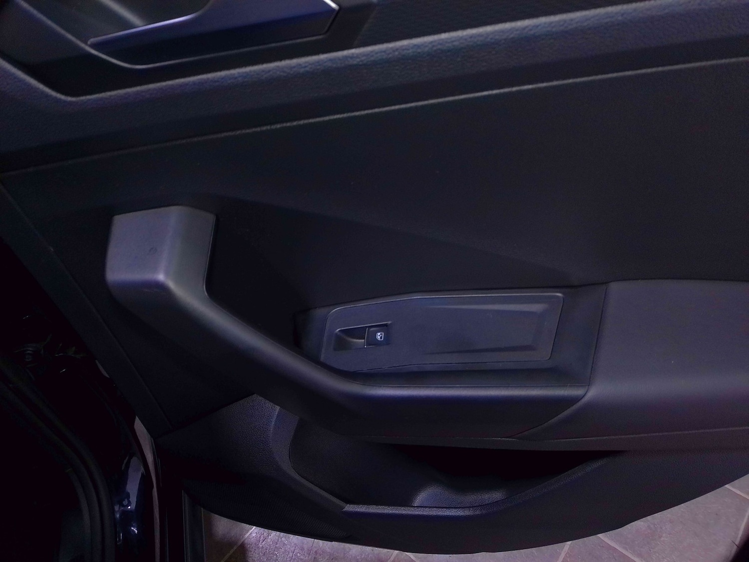 Used Volkswagen T-Roc 2021 for sale - 77289104: Photo 31