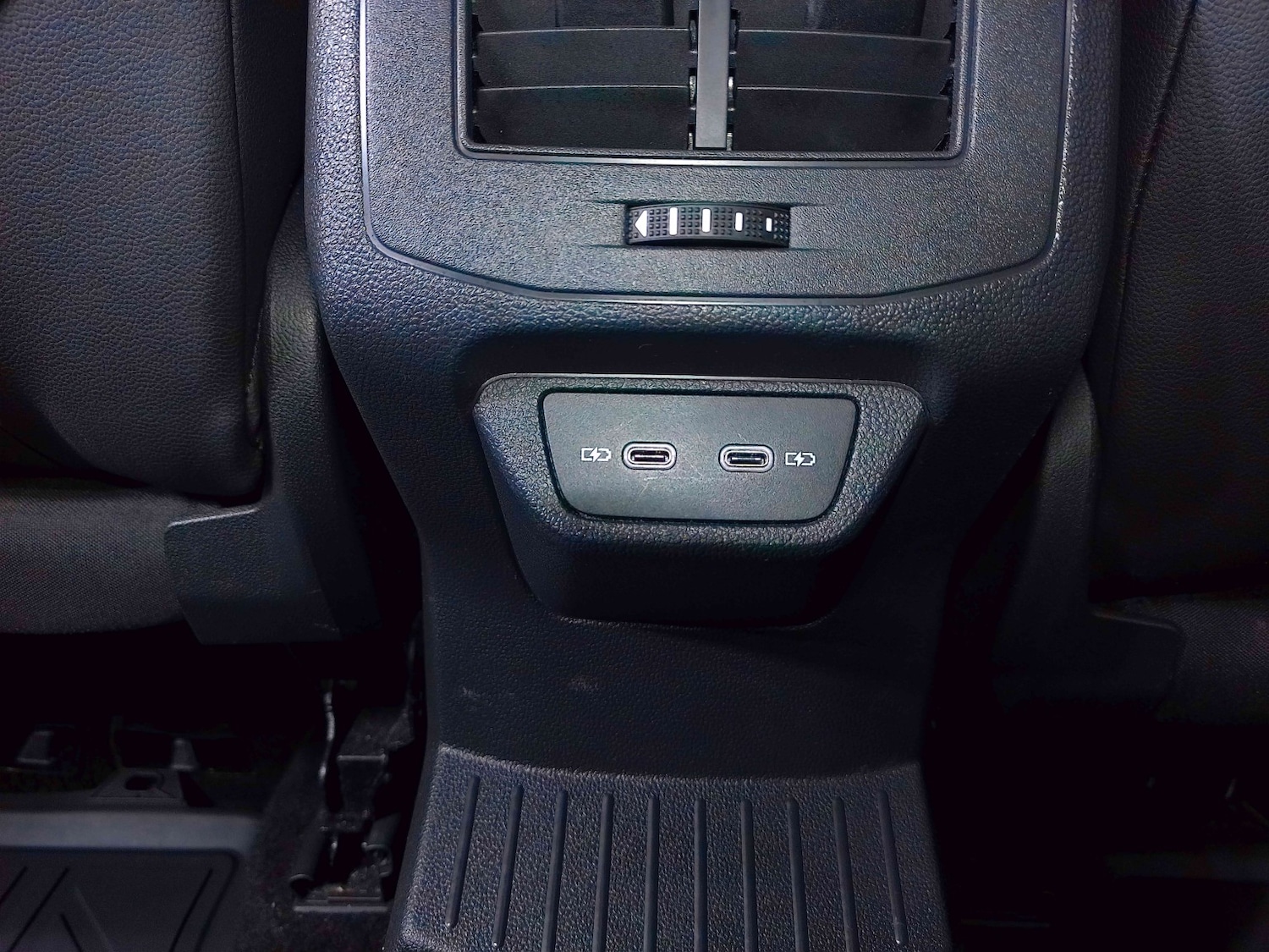 Used Volkswagen T-Roc 2021 for sale - 77289104: Photo 40