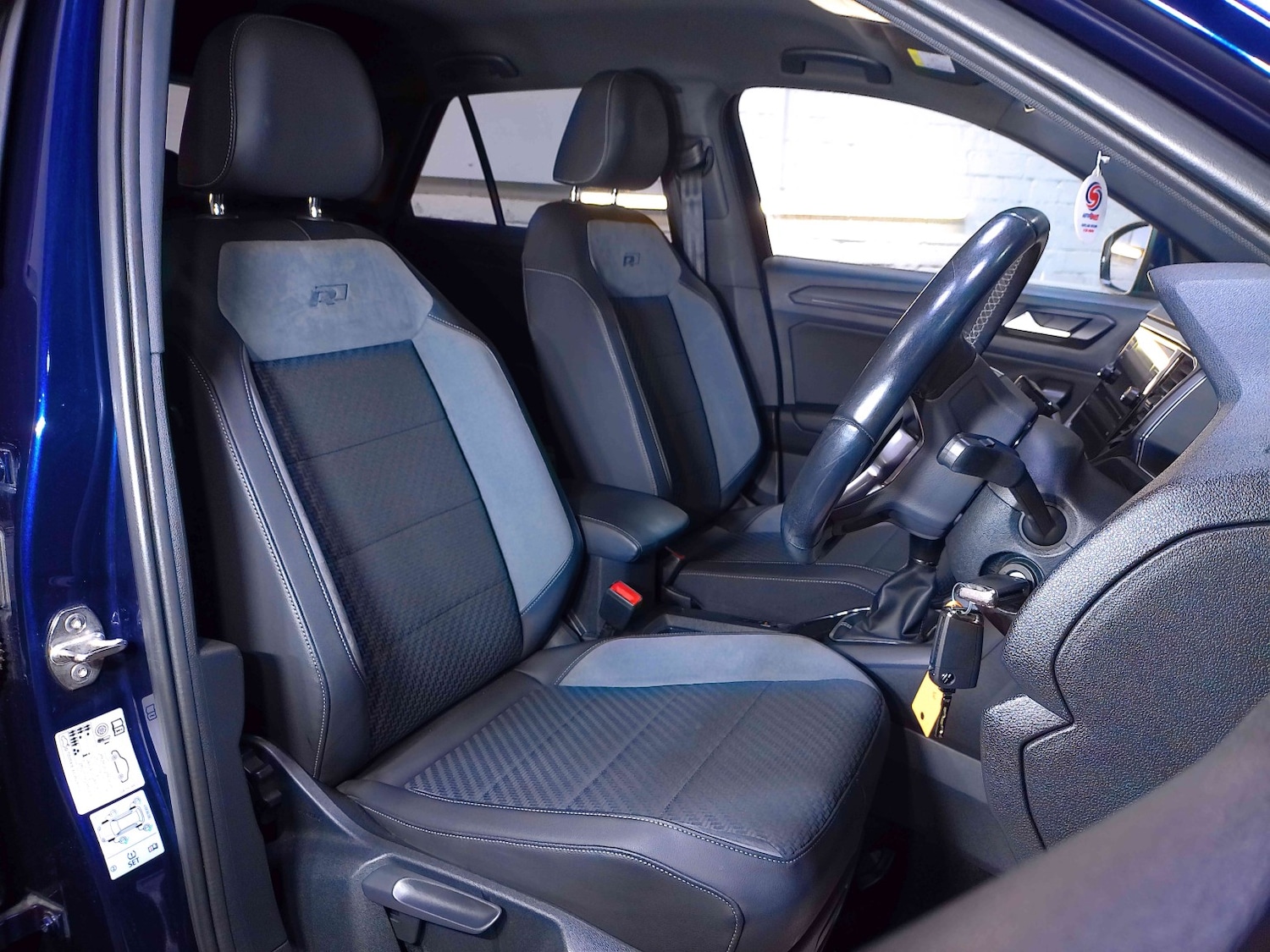 Used Volkswagen T-Roc 2021 for sale - 77289104: Photo 6