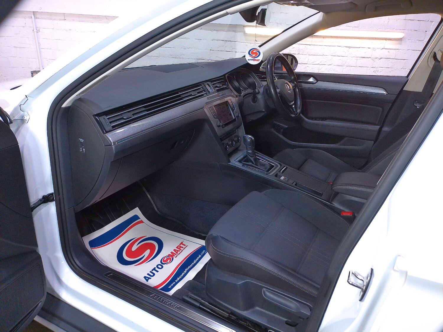 Used Volkswagen Passat 2016 for sale - 77121233: Photo 45