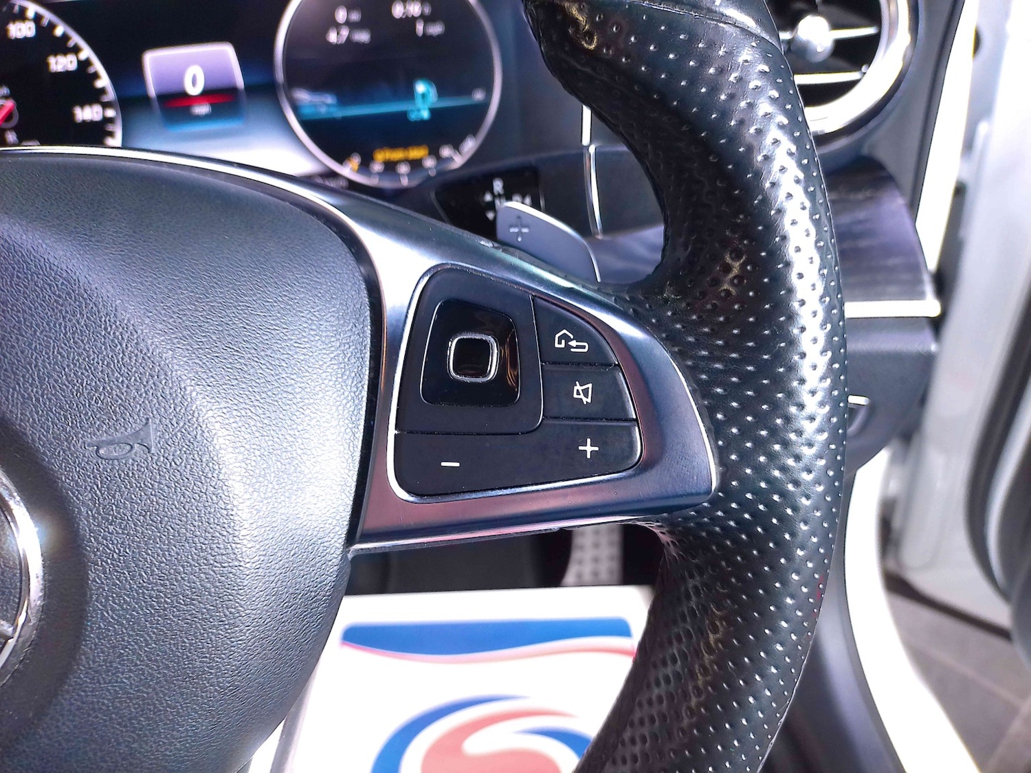 Used Mercedes-Benz E Class 2017 for sale - 76497427: Photo 16