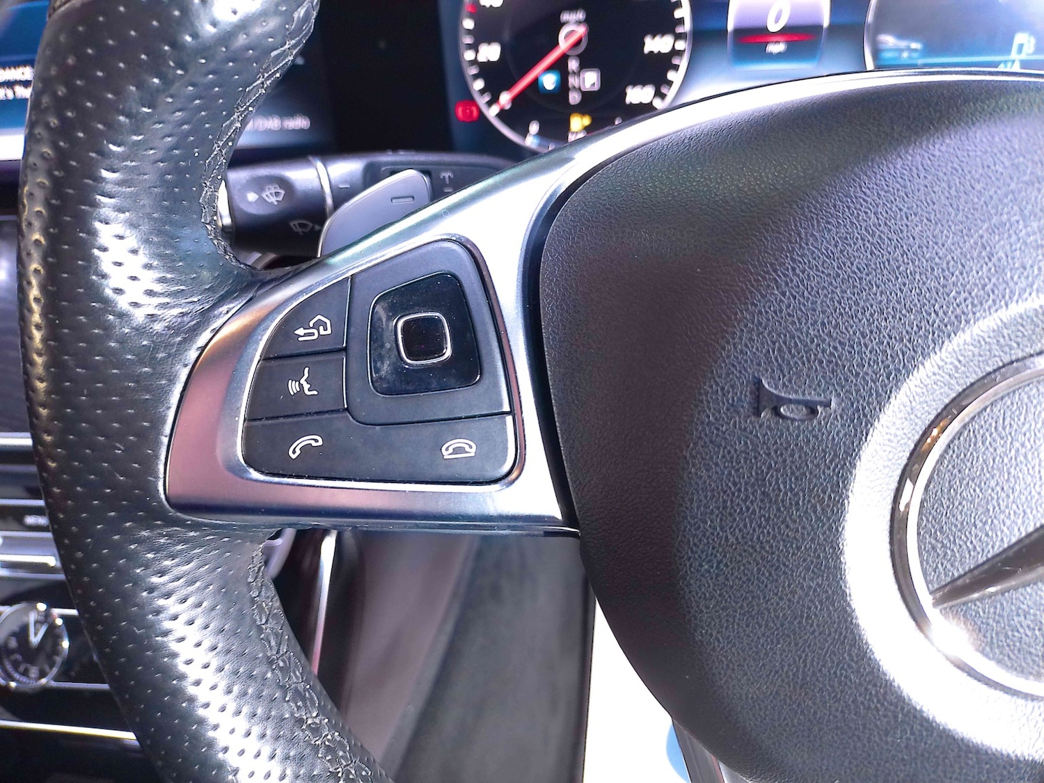 Used Mercedes-Benz E Class 2017 for sale - 76497427: Photo 17