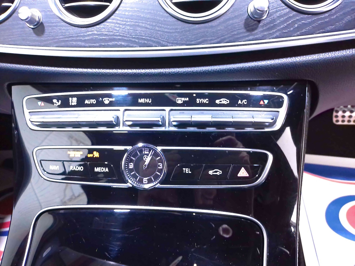 Used Mercedes-Benz E Class 2017 for sale - 76497427: Photo 29