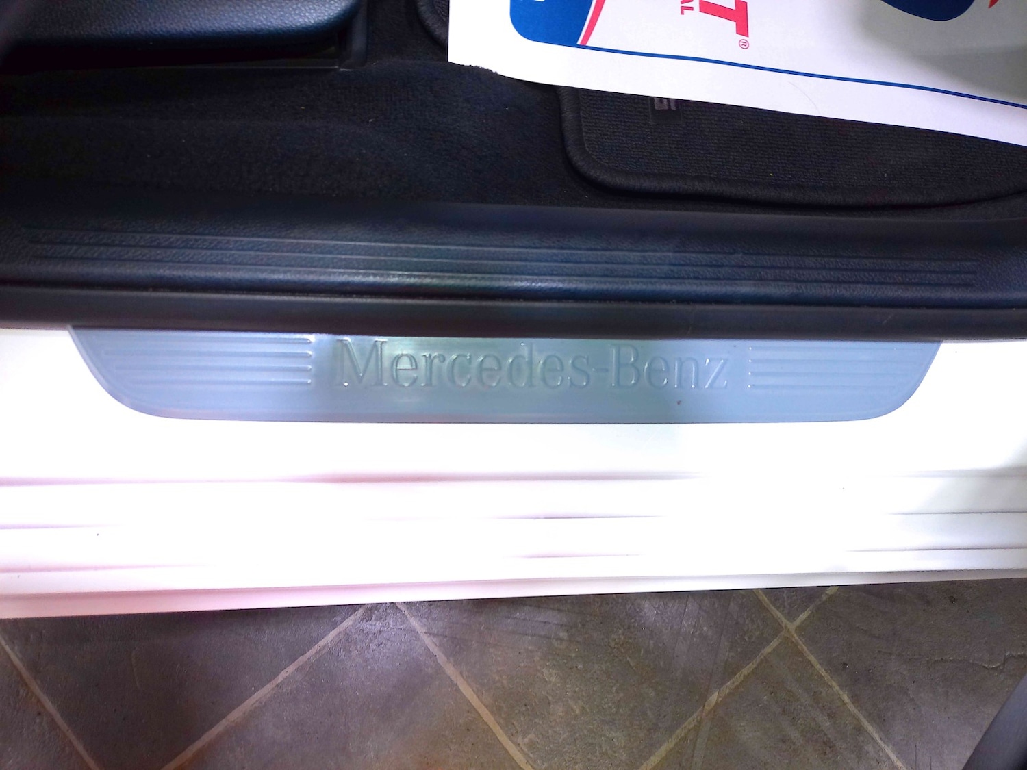 Used Mercedes-Benz E Class 2017 for sale - 76497427: Photo 35