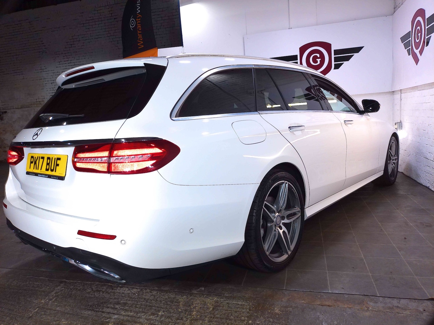 Used Mercedes-Benz E Class 2017 for sale - 76497427: Photo 41