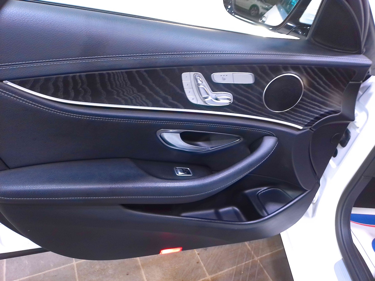 Used Mercedes-Benz E Class 2017 for sale - 76497427: Photo 52