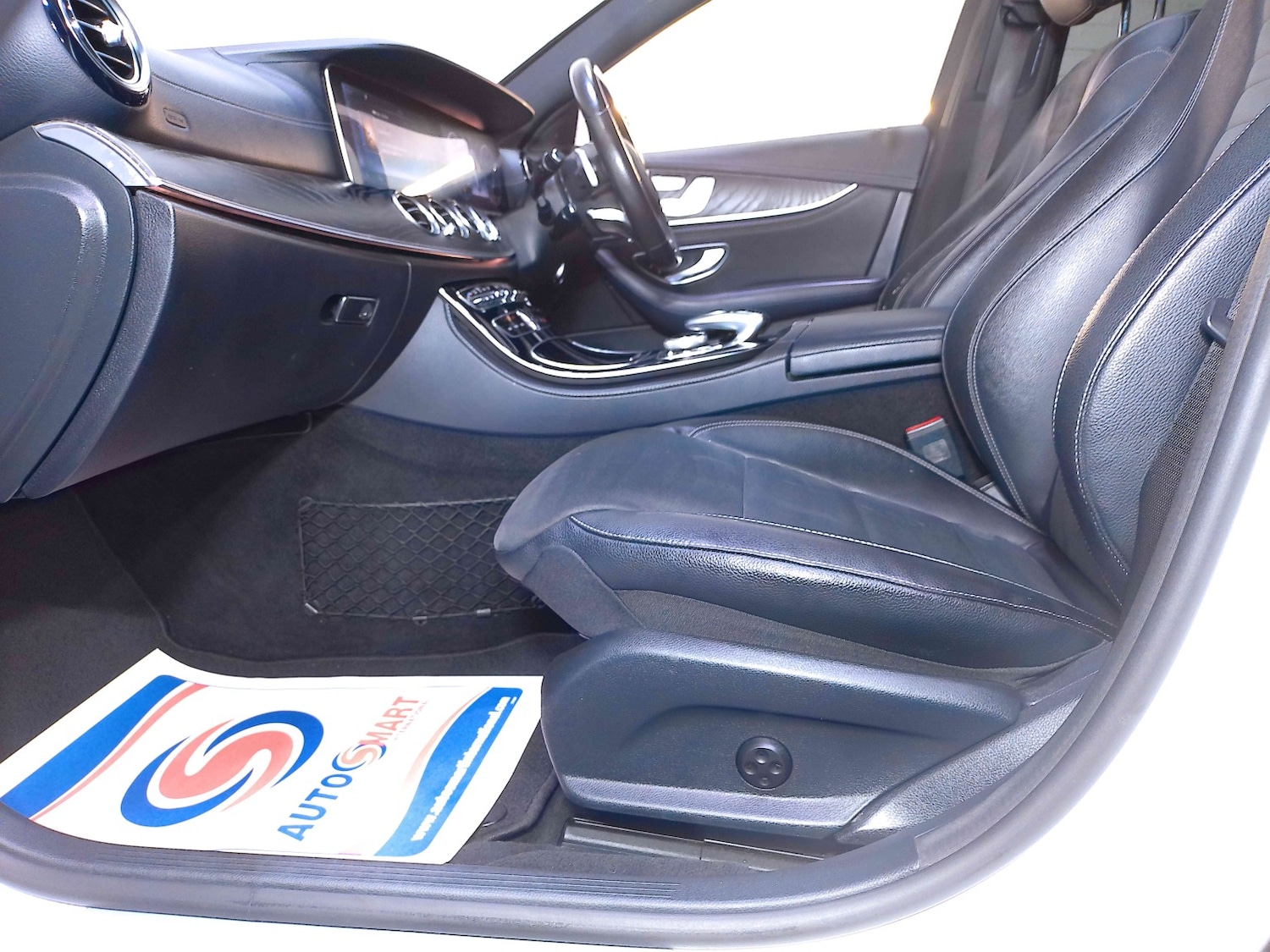 Used Mercedes-Benz E Class 2017 for sale - 76497427: Photo 54