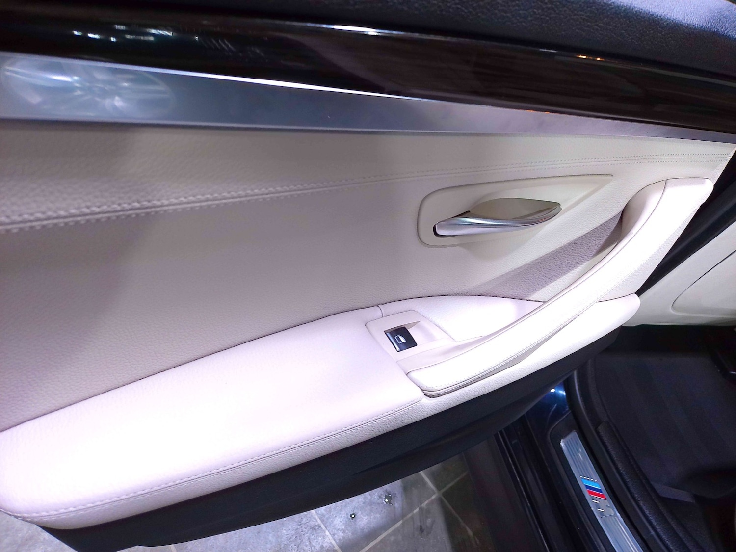 Used BMW 5 Series 2012 for sale - 76769461: Photo 44