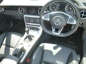 Used Mercedes-Benz SLC 2017 for sale - 78691724: Photo