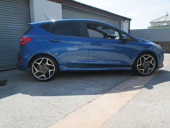 Used Ford Fiesta 2018 for sale - 79360439: Photo