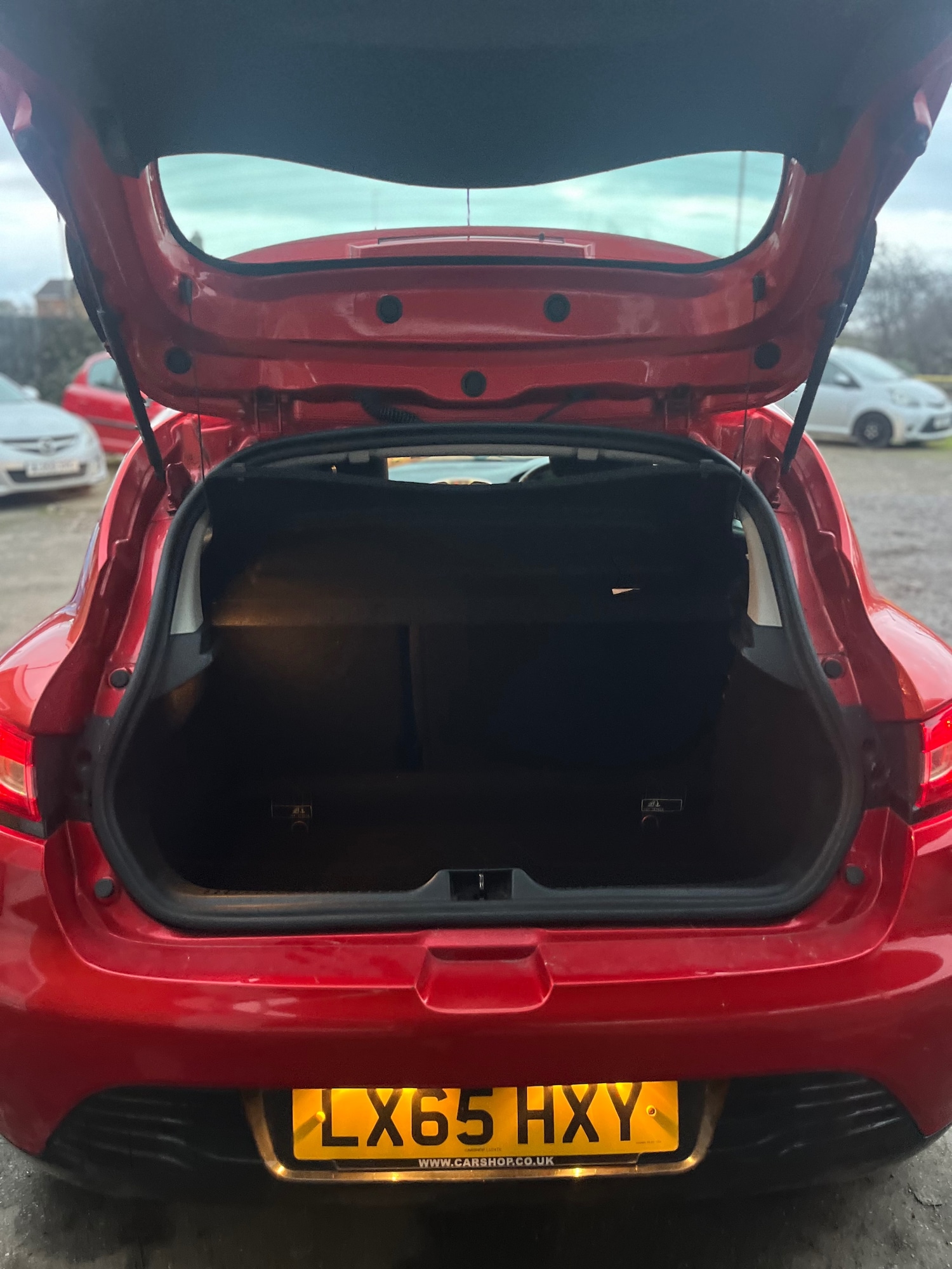 Used Renault Clio 2016 for sale - 76918743: Photo 10