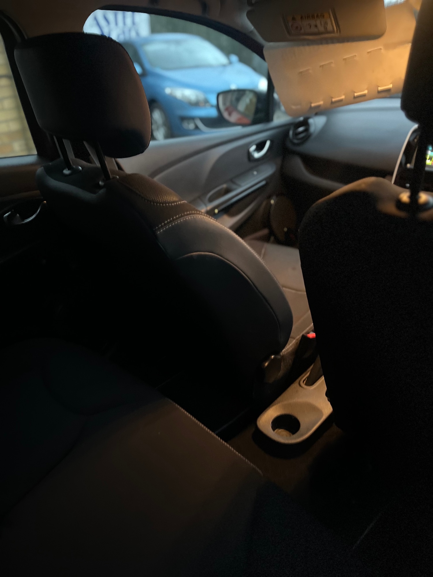 Used Renault Clio 2016 for sale - 76918743: Photo 11