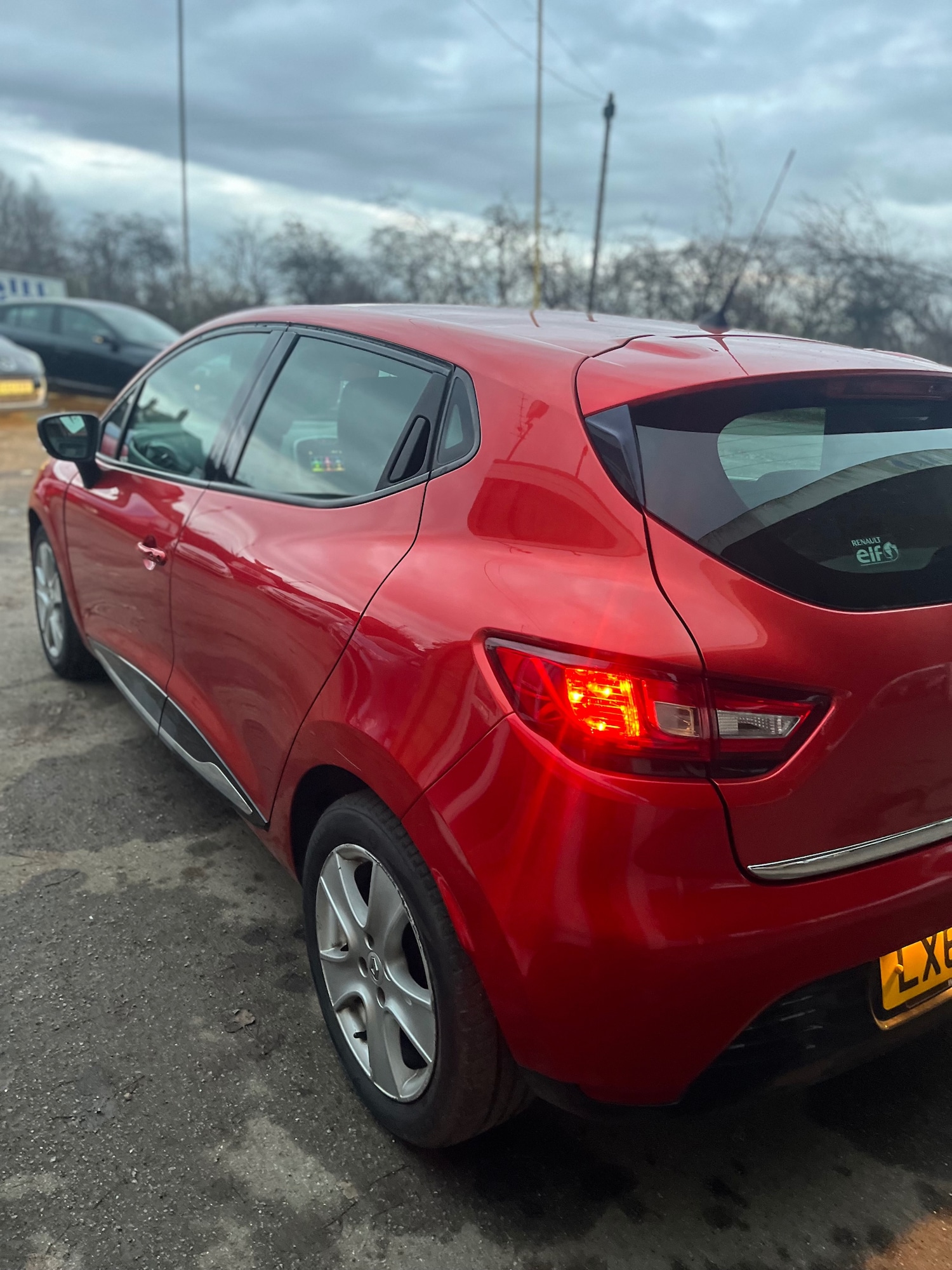 Used Renault Clio 2016 for sale - 76918743: Photo 4