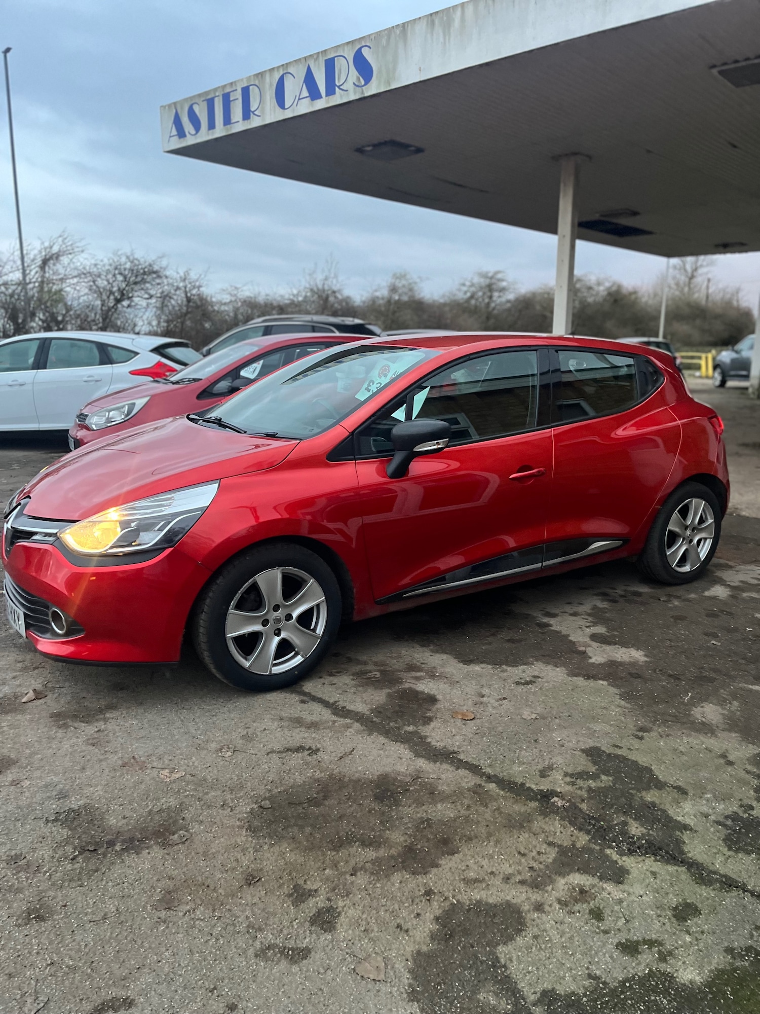 Used Renault Clio 2016 for sale - 76918743: Photo 6