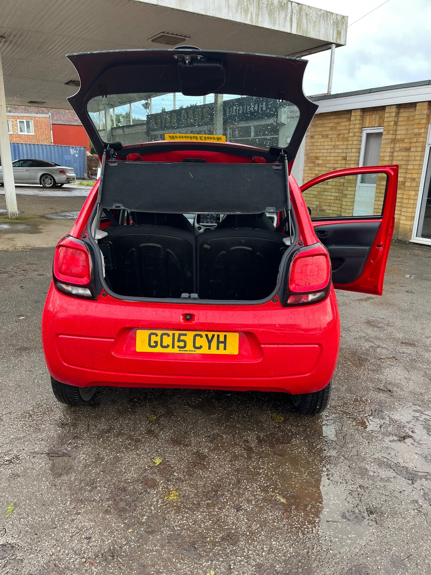 Vehicle 9