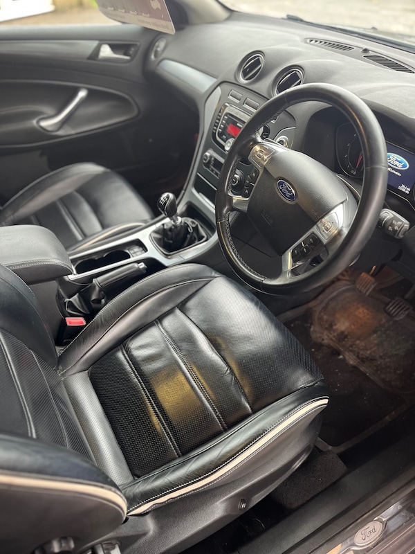 Used Ford Mondeo 2012 for sale - 76158363: Photo 9