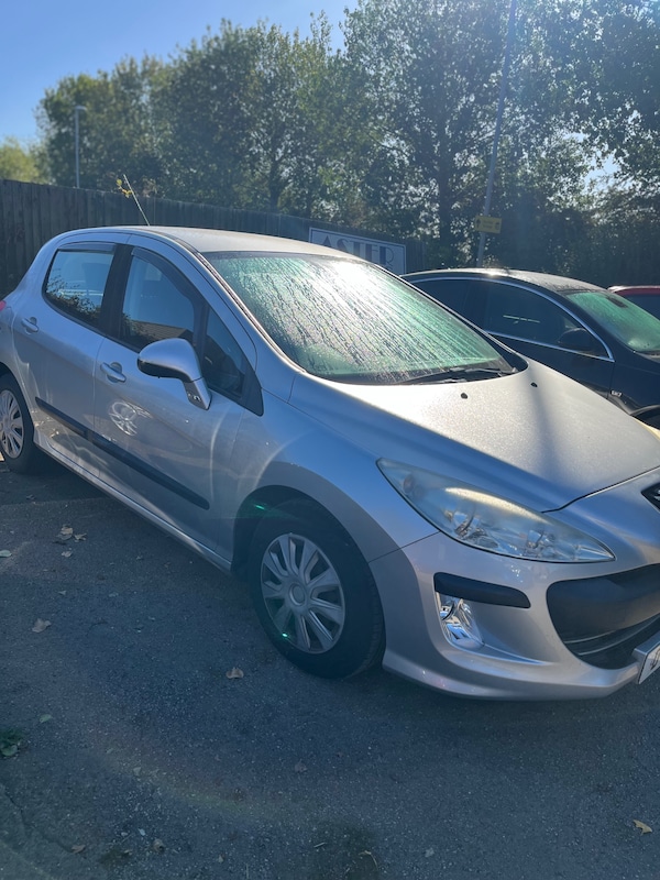 Used Peugeot 308 2011 for sale - 75825462: Photo 1