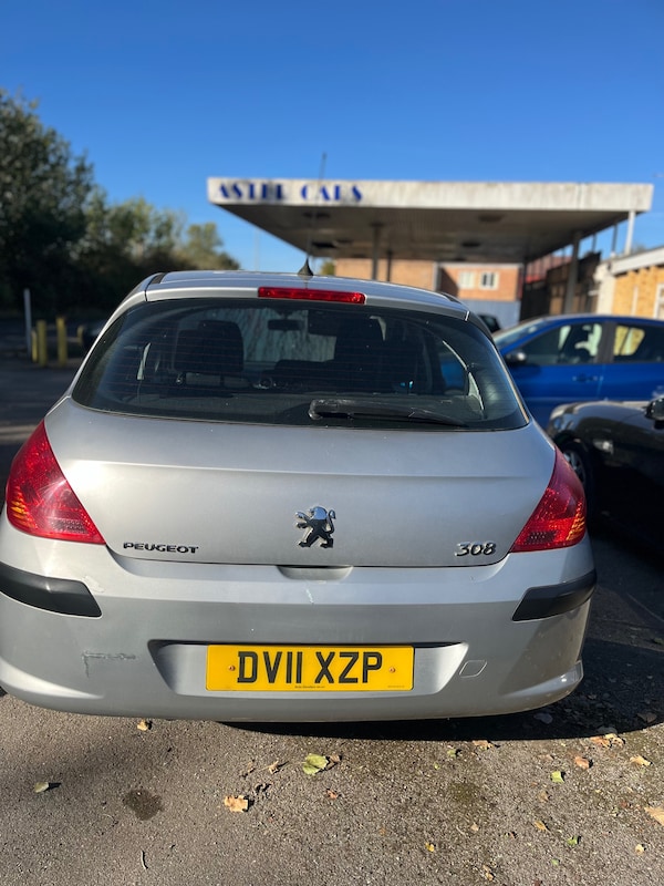 Used Peugeot 308 2011 for sale - 75825462: Photo 4