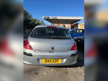Used Peugeot 308 2011 for sale - 75825462: Photo