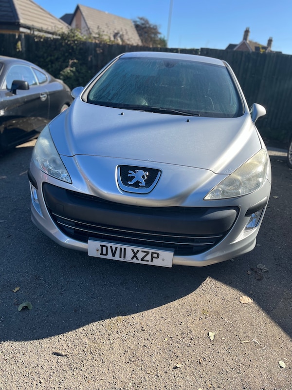 Used Peugeot 308 2011 for sale - 75825462: Photo 7