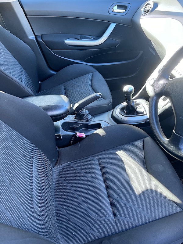 Used Peugeot 308 2011 for sale - 75825462: Photo 9
