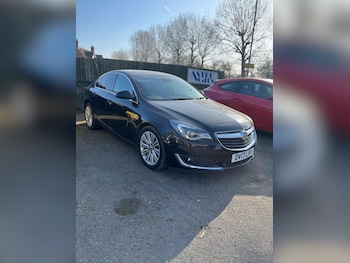 Vauxhall Insignia feature image