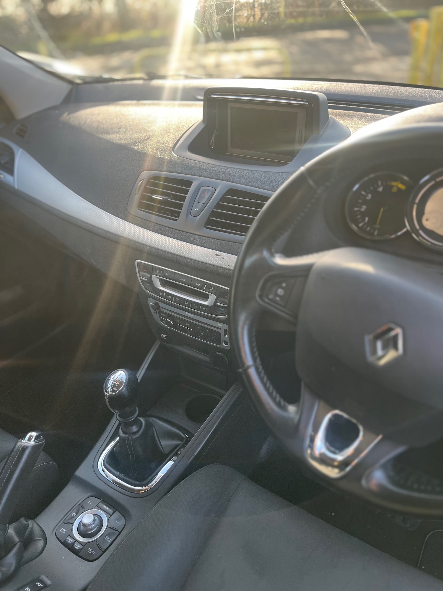 Used Renault Megane 2014 for sale - 76735004: Photo 10