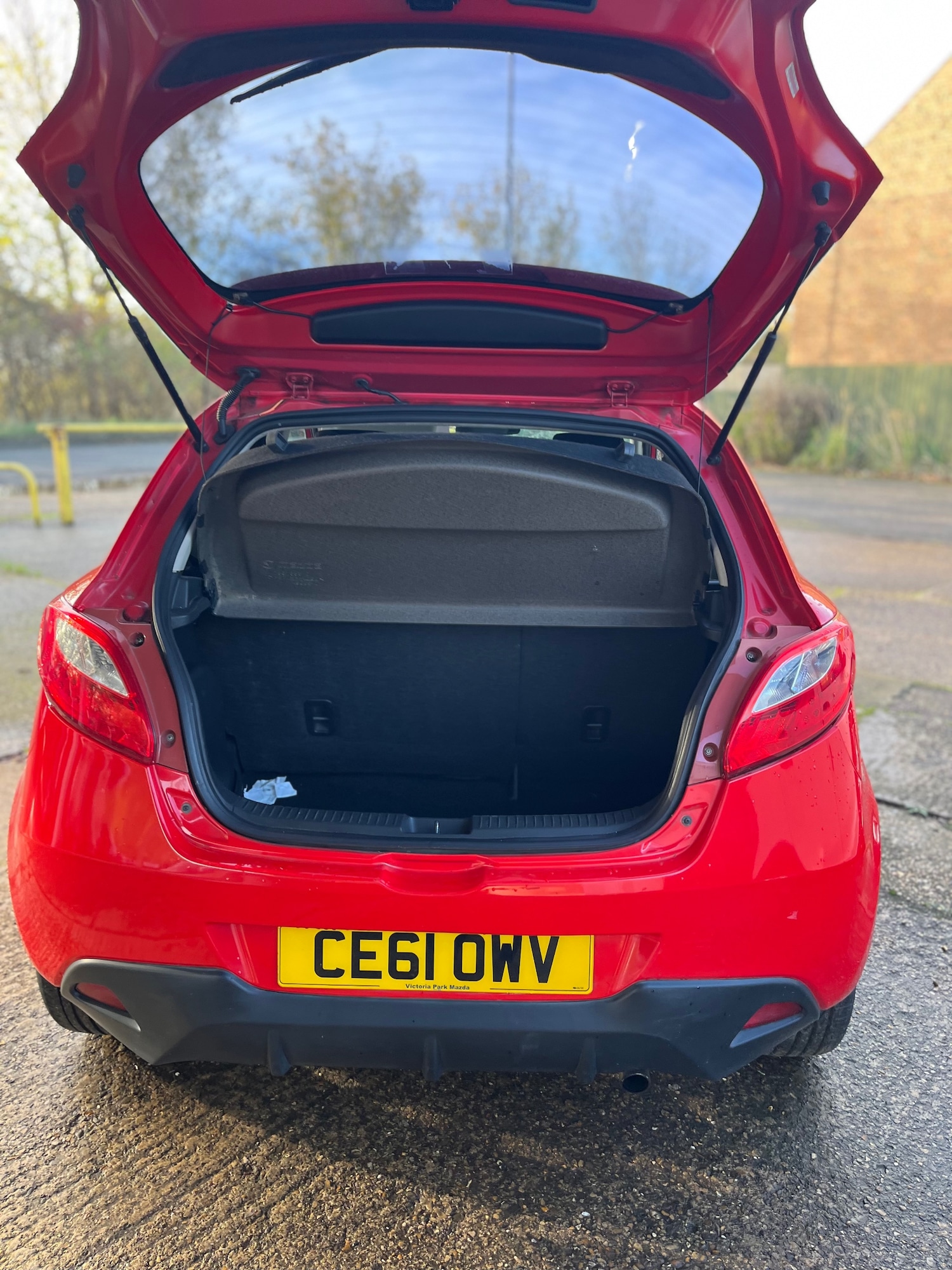 Used Mazda Mazda2 2011 for sale - 76352591: Photo 10