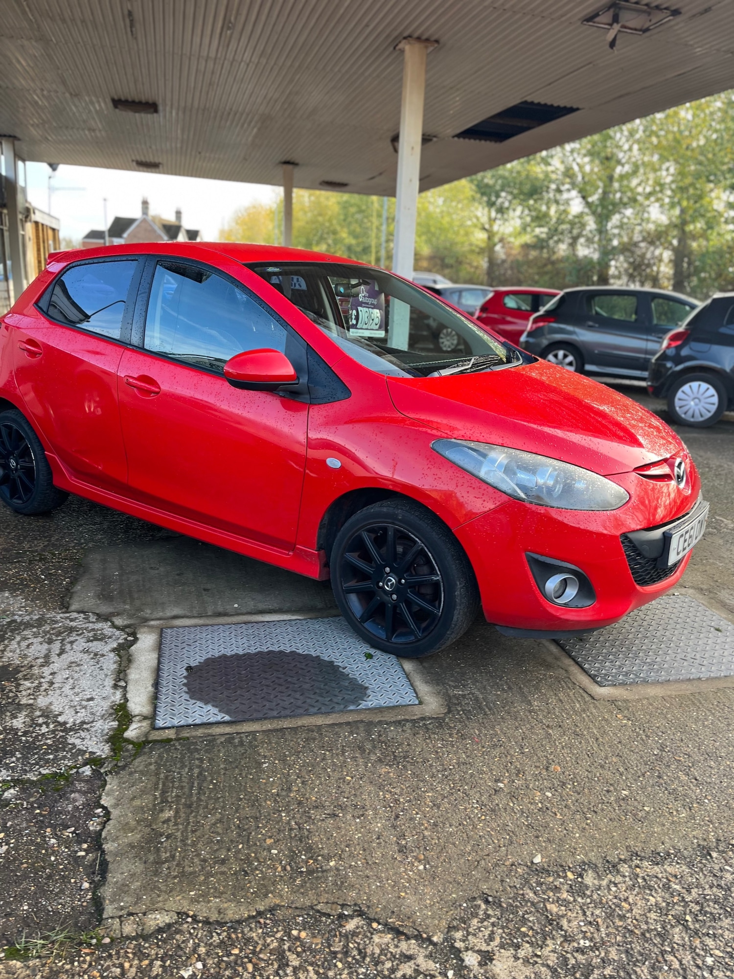 Used Mazda Mazda2 2011 for sale - 76352591: Photo 2