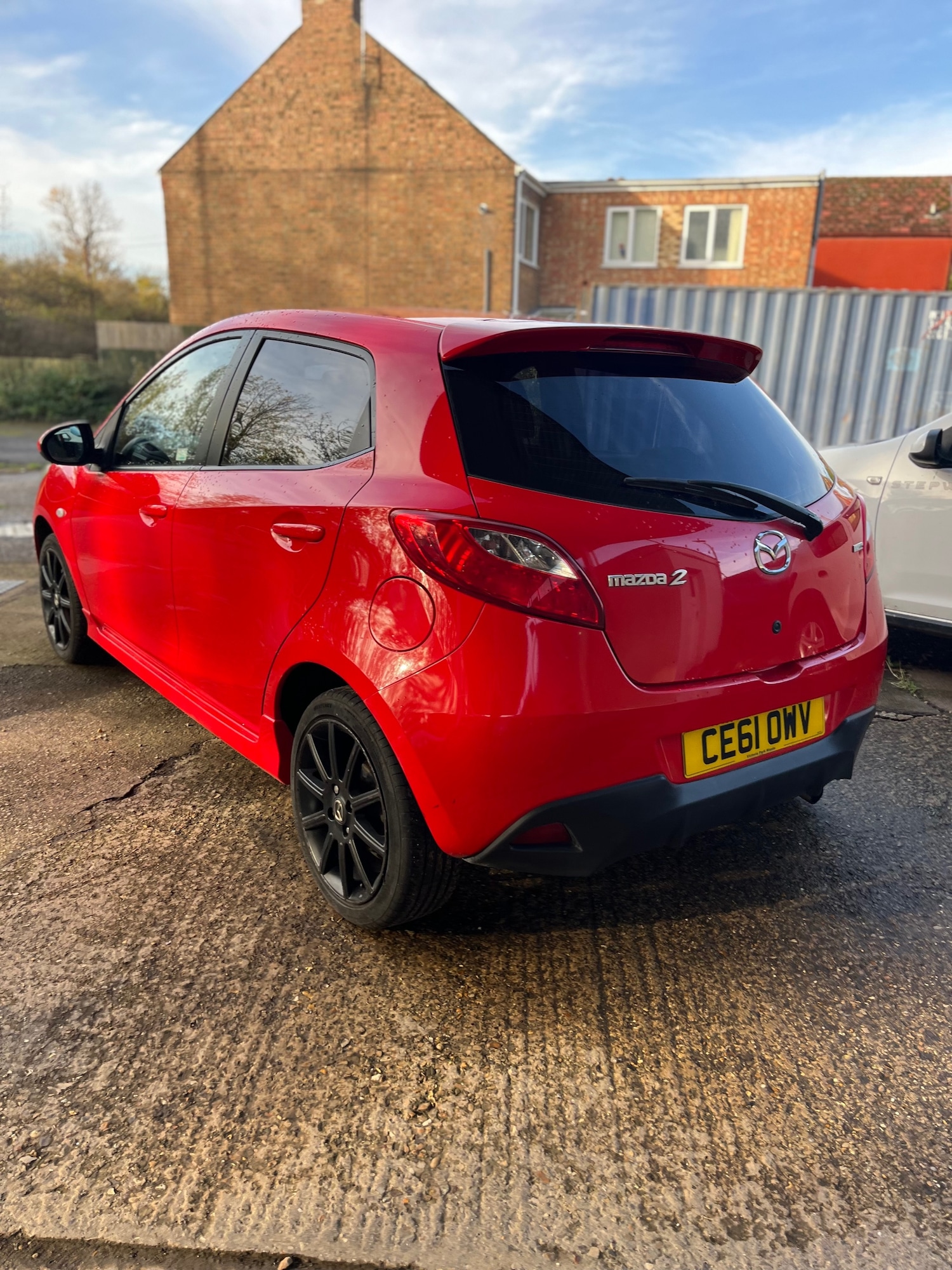 Used Mazda Mazda2 2011 for sale - 76352591: Photo 8