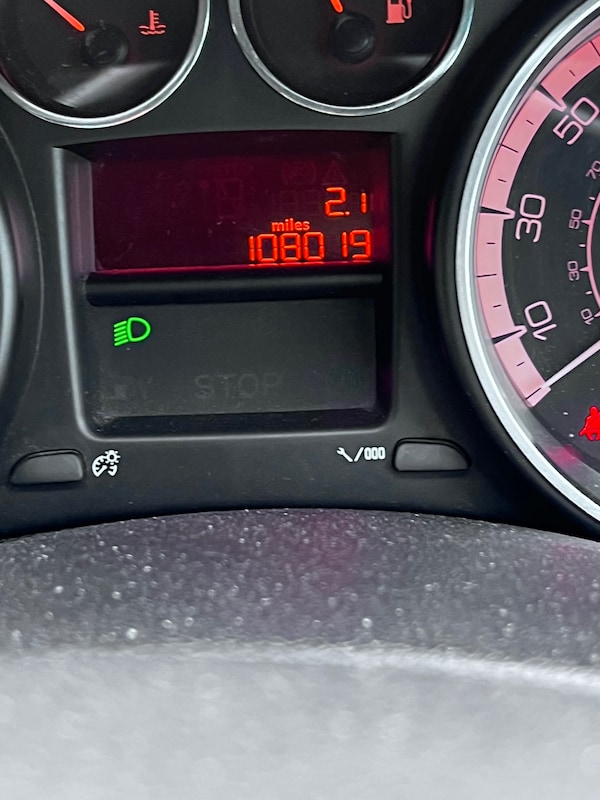 Used Peugeot 308 2012 for sale - 76143917: Photo 11