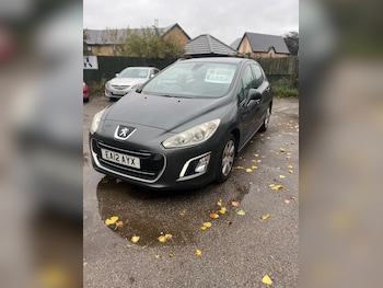 Used Peugeot 308 2012 for sale - 76143917: Photo 3