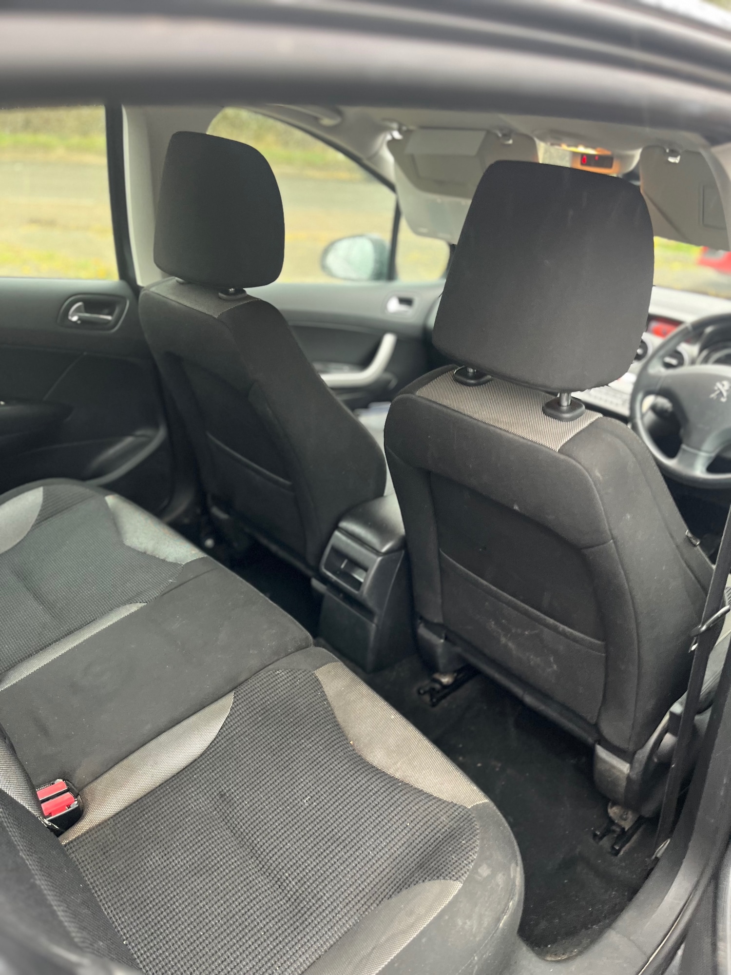 Used Peugeot 308 2012 for sale - 76143917: Photo 9