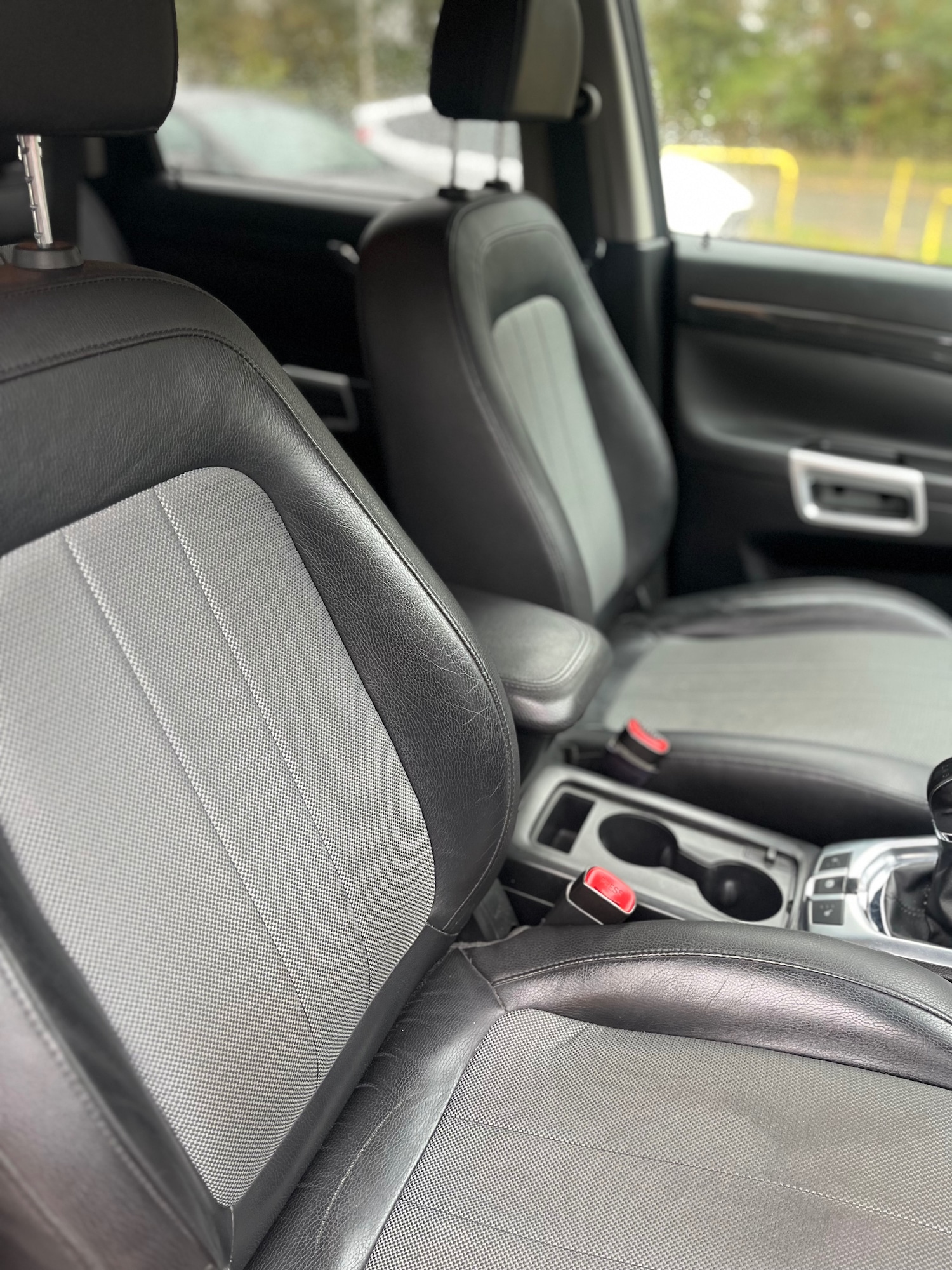 Used Vauxhall Antara 2012 for sale - 76159250: Photo 12