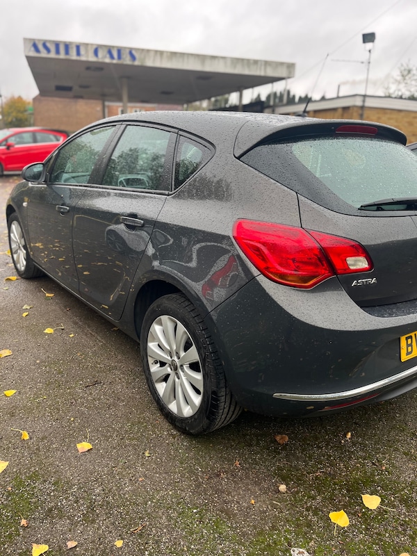 Used Vauxhall Astra 2014 for sale - 76143337: Photo 5