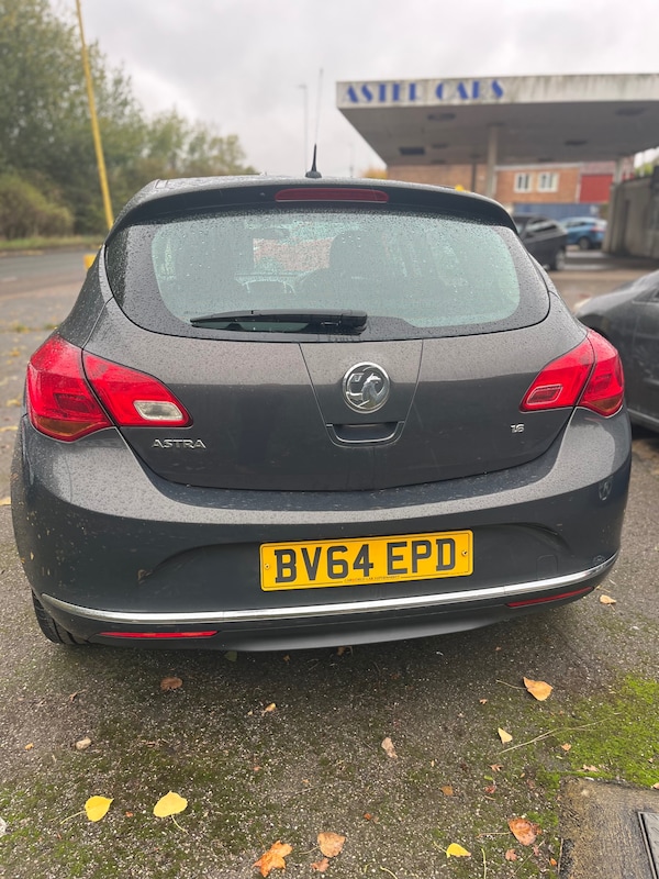 Used Vauxhall Astra 2014 for sale - 76143337: Photo 6